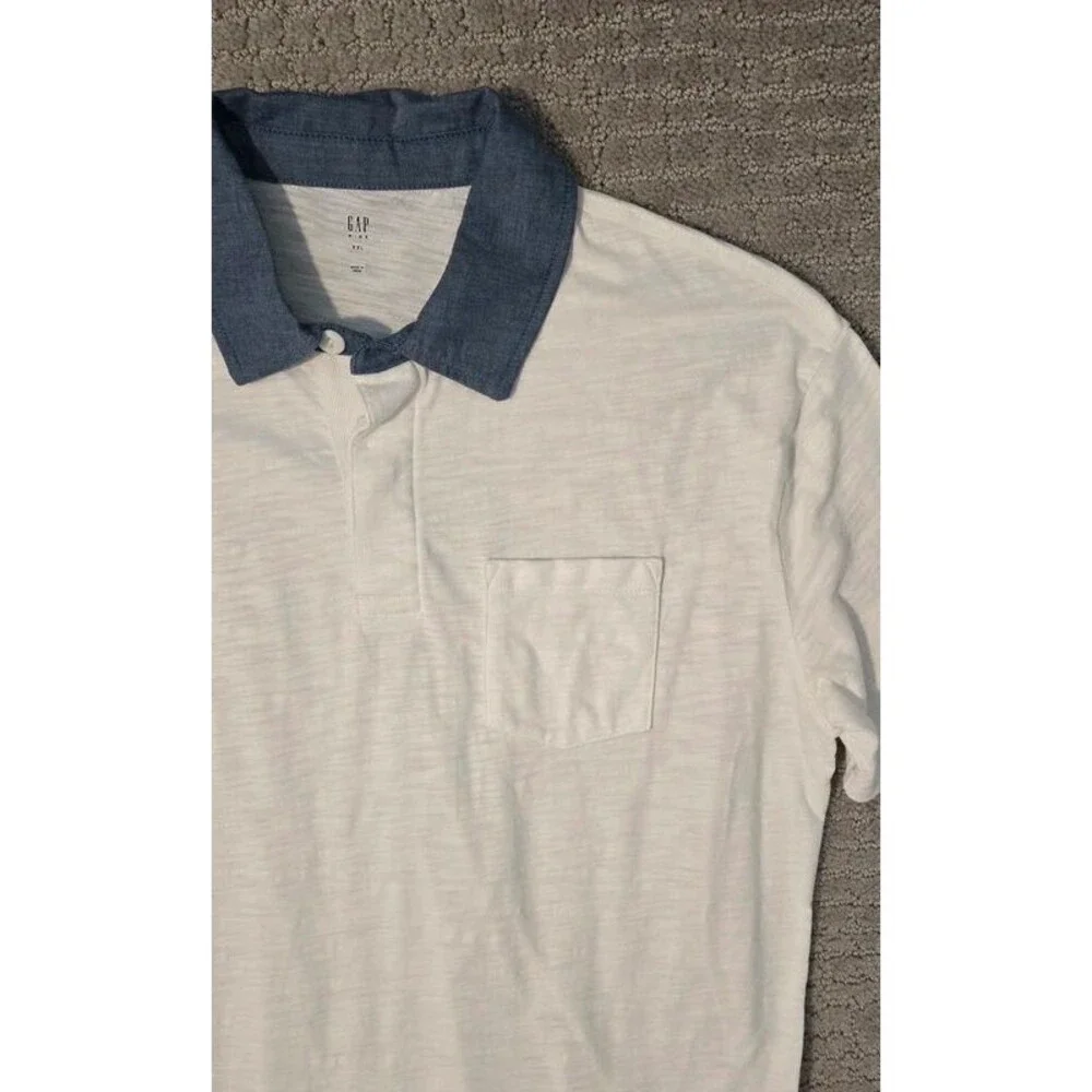 GAP Kids white polo with blue collar, XXL